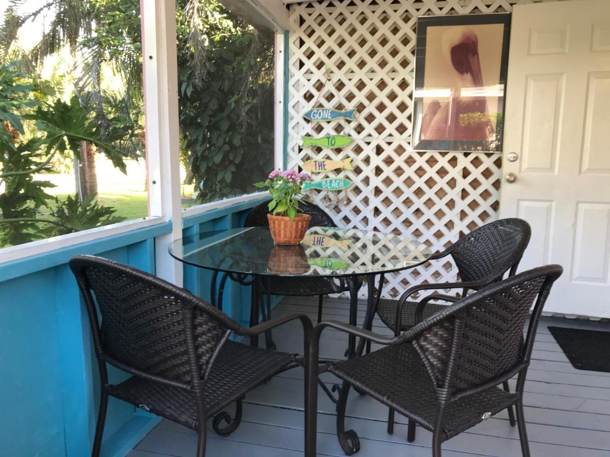 Pelican Island Cottages Sebastian Bagian luar foto