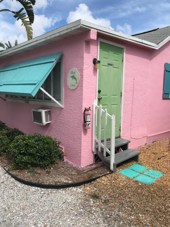 Pelican Island Cottages Sebastian Bagian luar foto